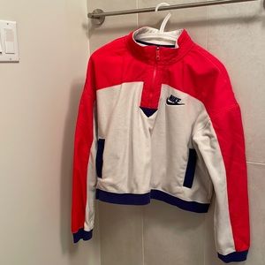Nike sweatshirt, collar, zip!